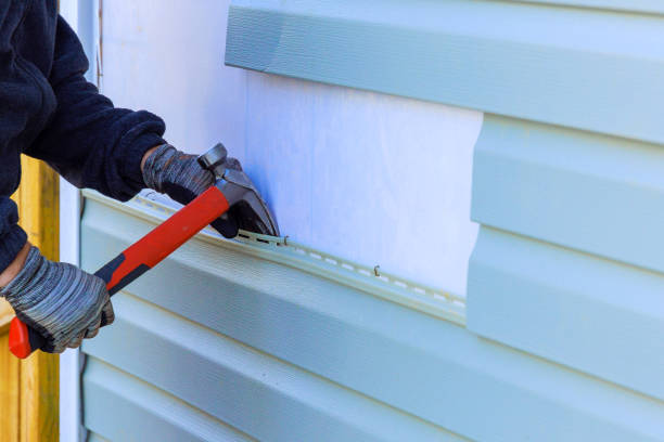 Reliable Siding contractor in Bowie, TX by Squared Siding